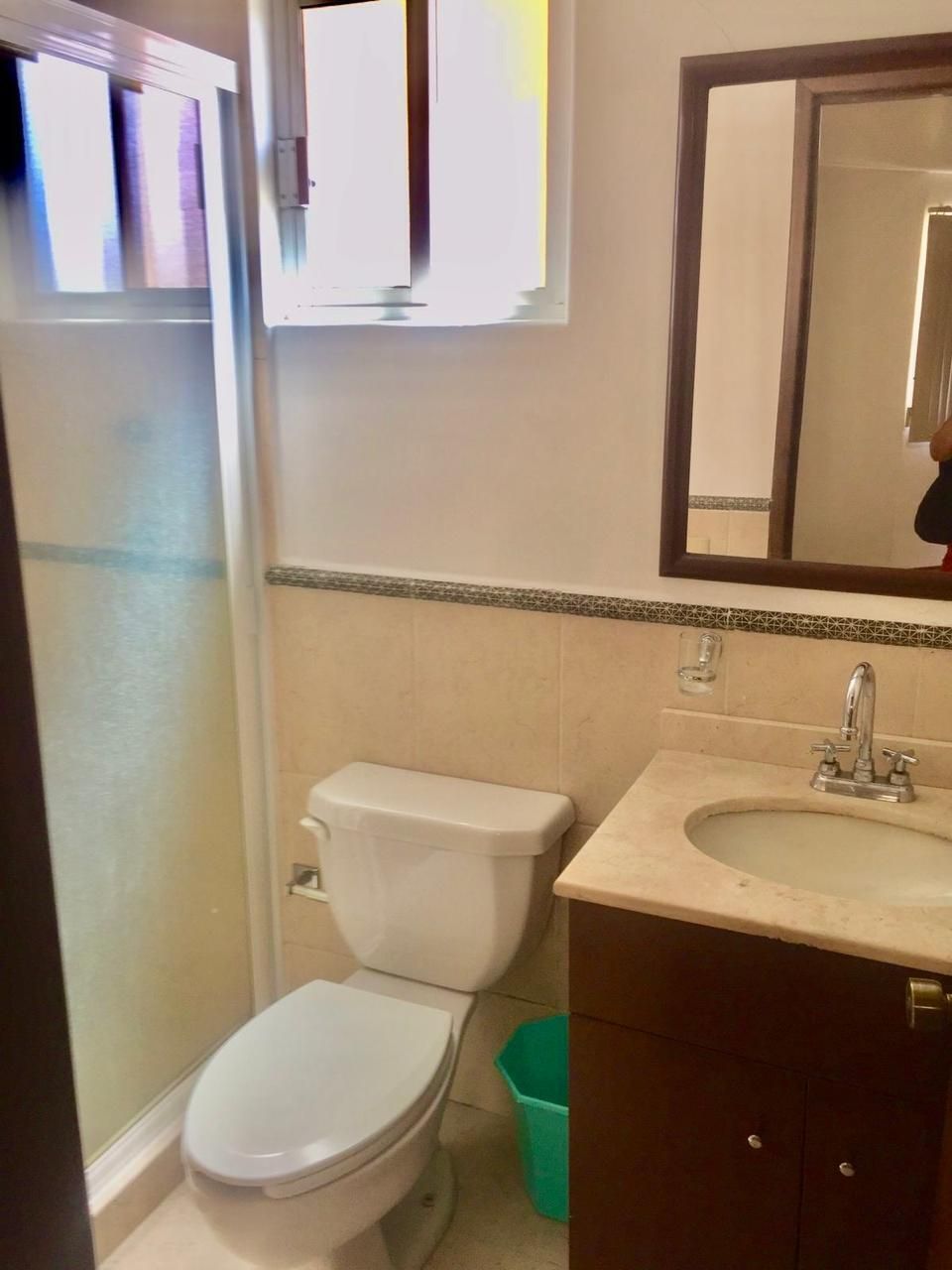 9 of 21: BAÑO PRINCIPAL