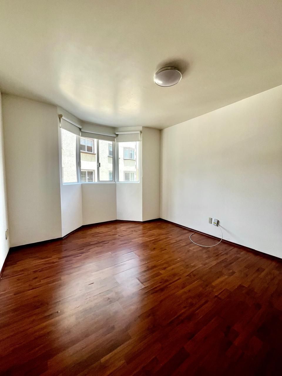 5 of 21: RECAMARA PRINCIPAL