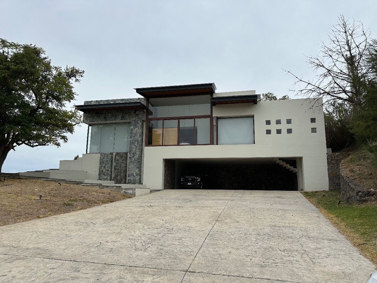 Casa en venta de una planta en Club de Golf Tres Marias, Morelia, Michoacan
