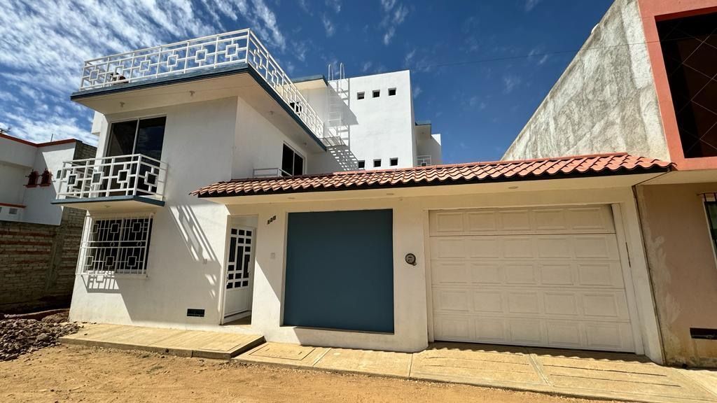 https://assets.easybroker.com/property_images/4486591/75121314/EB-QF6591.jpg?version=1715886012