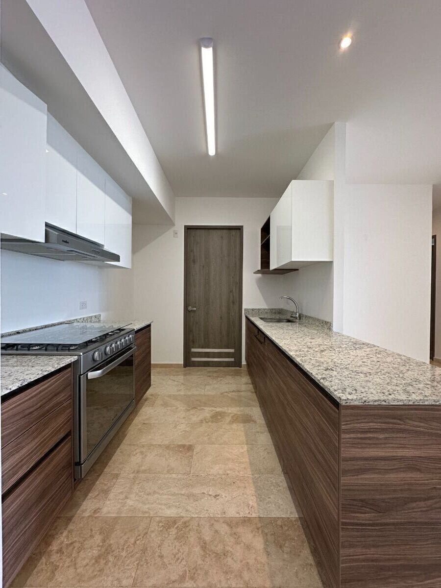 Apartment in Balcones Coloniales, Querétaro, photo 4 of 17