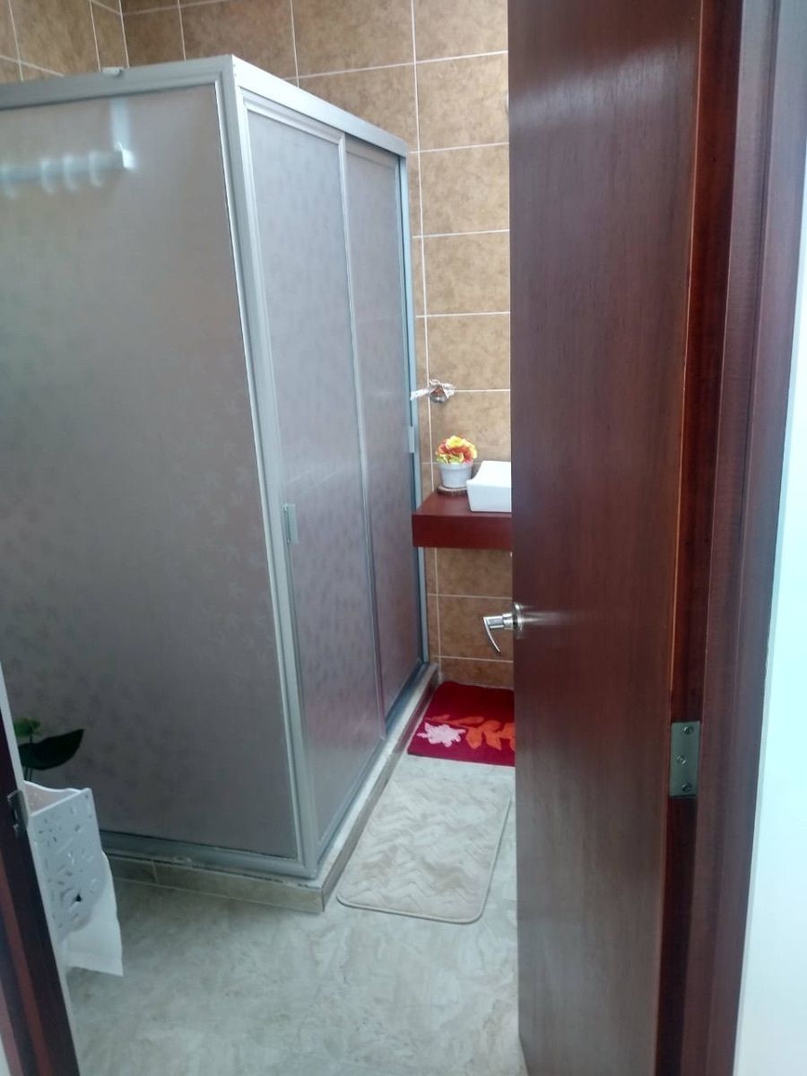 Baño compartido, foto 10 de 10