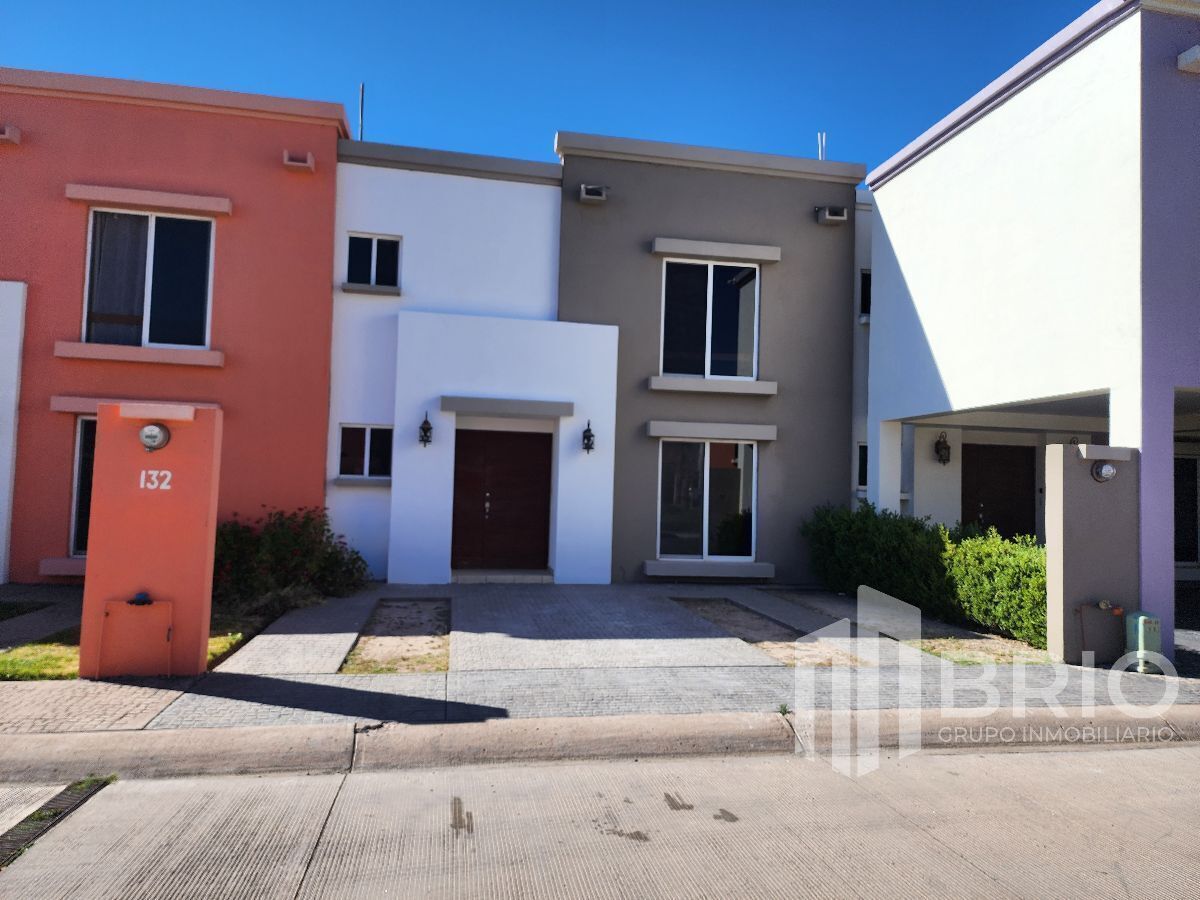 1 de 29: Fachada