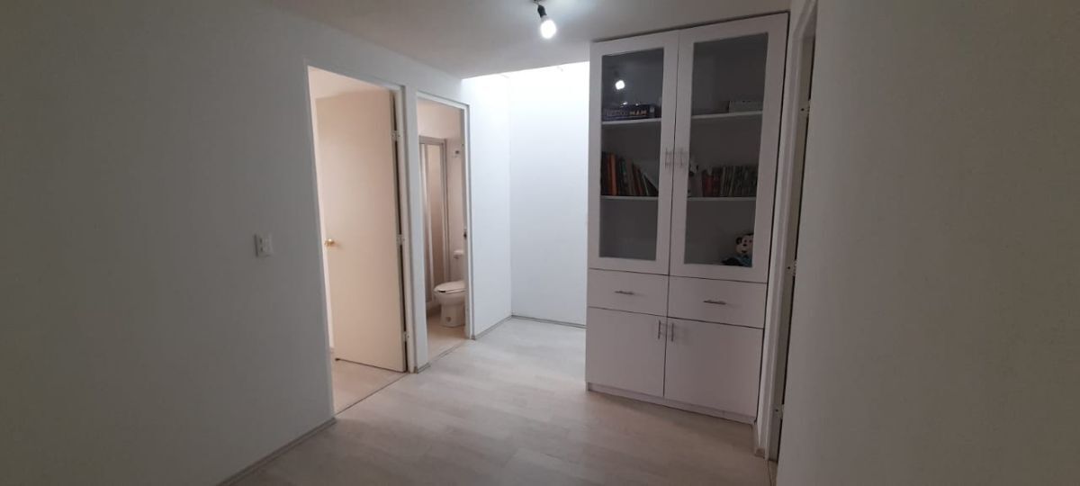 Espacio para Sala de TV o Home Office.