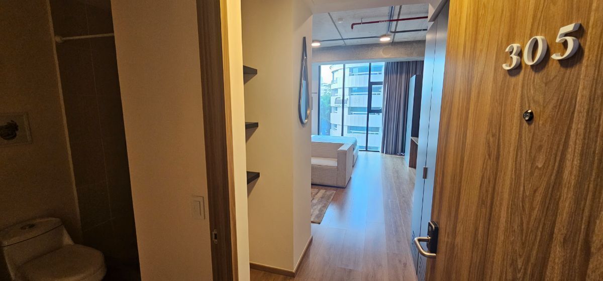 13 de 36: Acceso al departamento