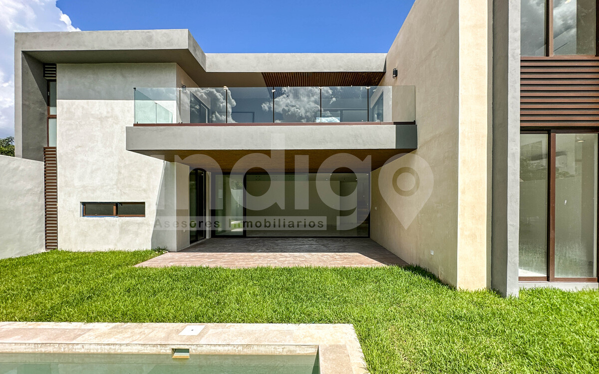 40 de 50: Fachada Trasera