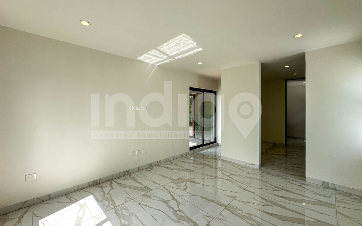 34 de 50: Recámara Secundaria 2 en Planta Alta