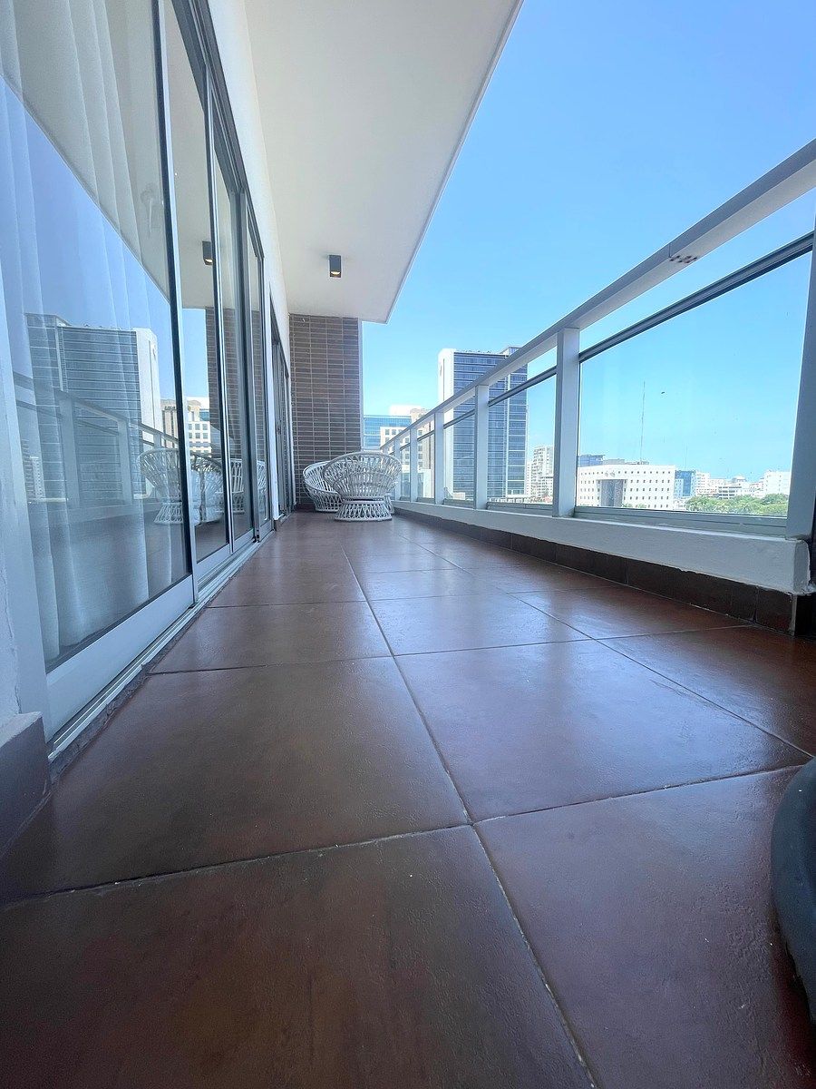 Lindo apartamento amueblado, a 50 metros de Acrópolis, foto 1 de 12