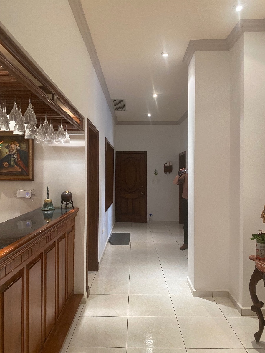 Pasillo para área de recámaras y estancia