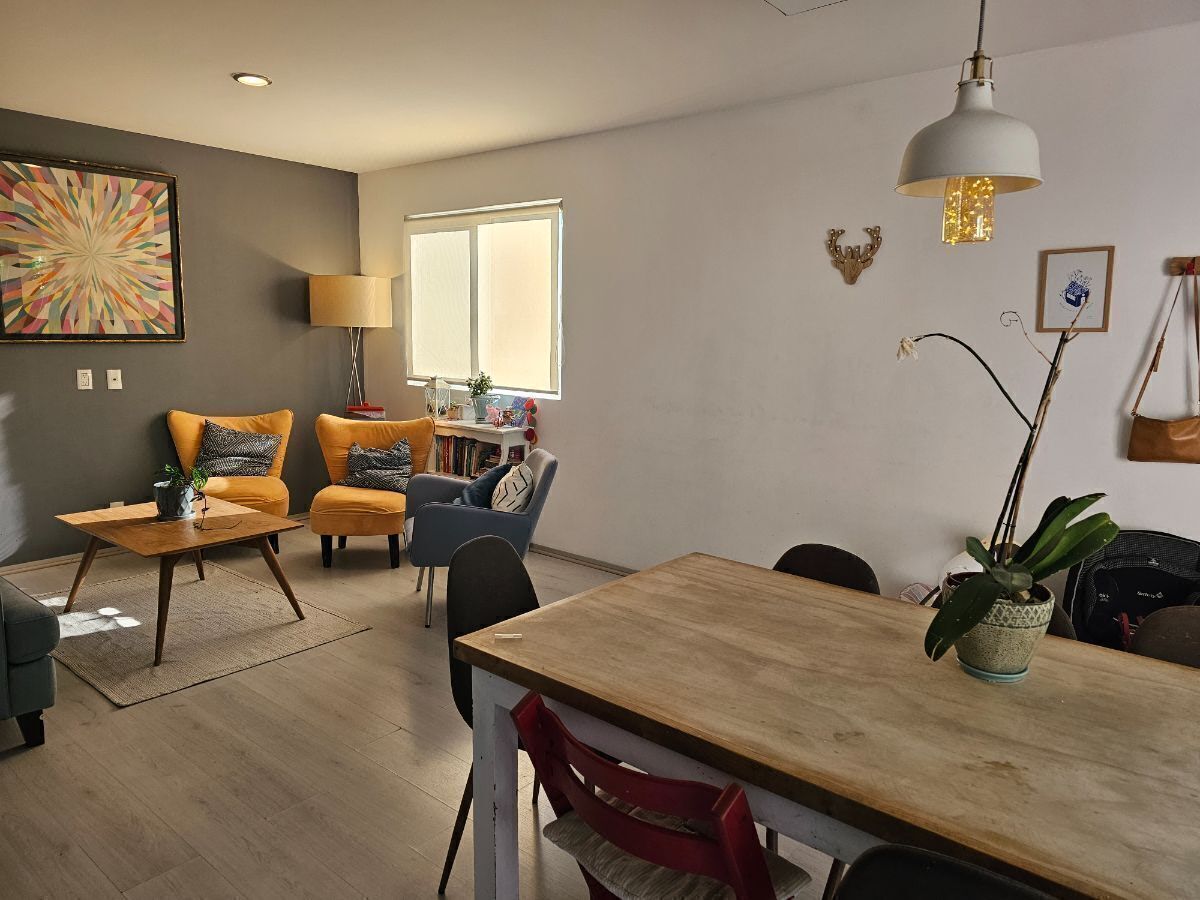 Casa en venta con cuarto de servicio en Santa Fe Juriquilla Queretaro