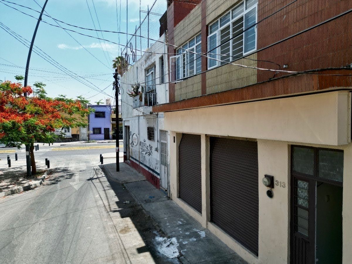 Casa en venta en el barrio de Analco con inquilino