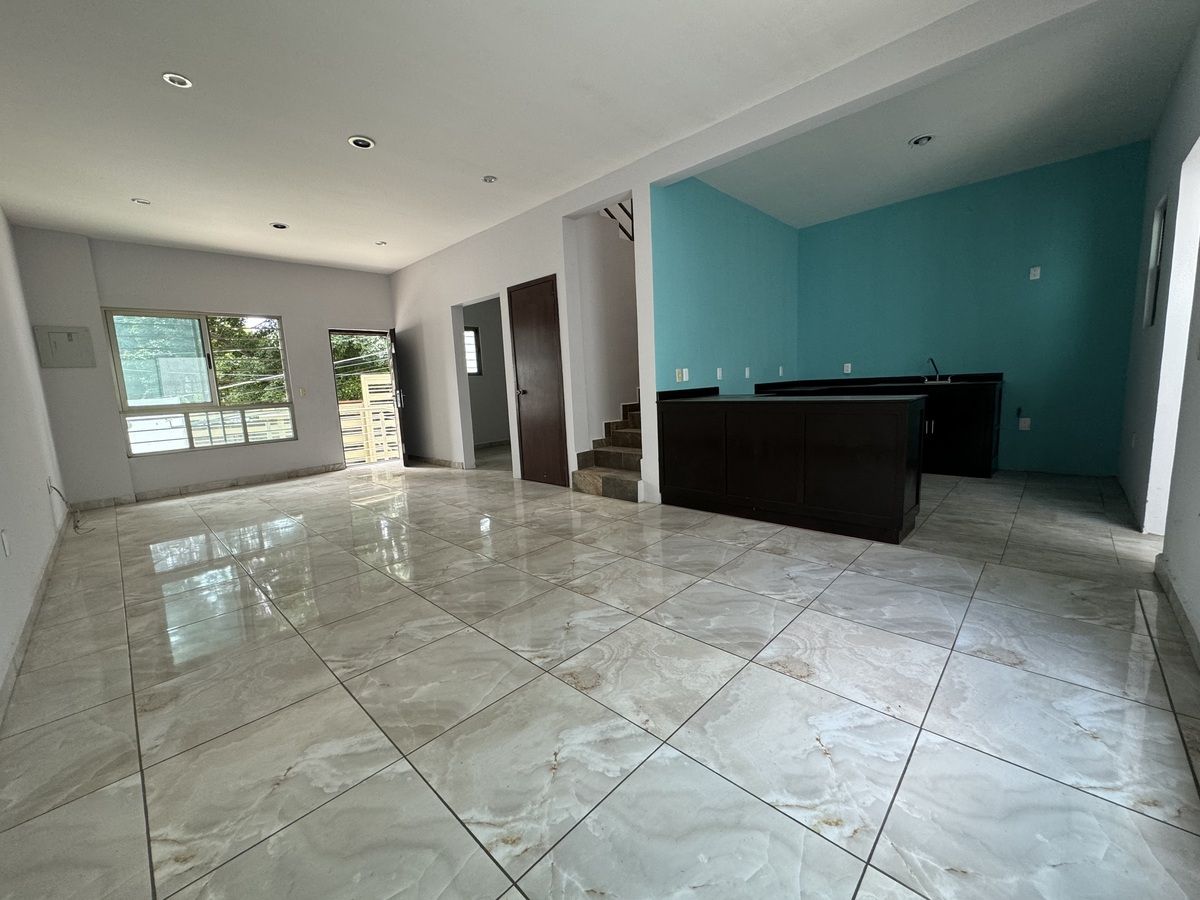 3 de 18: Sala-comedor