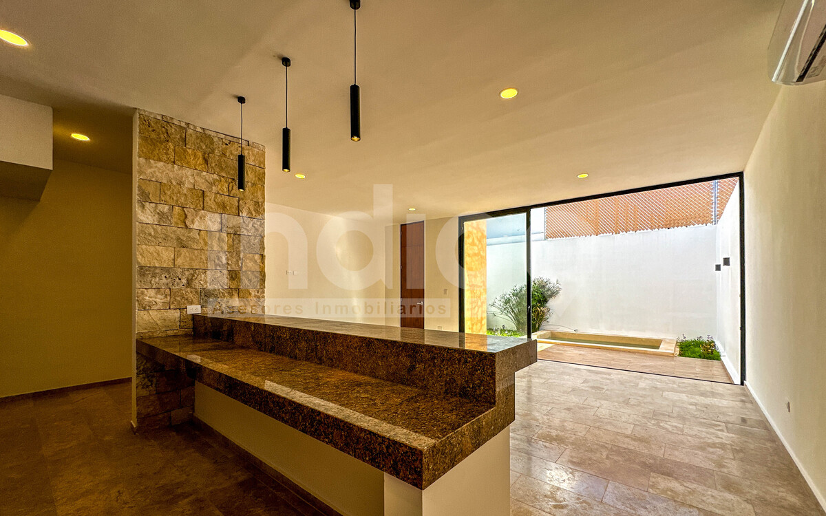 5 de 49: Vestíbulo de Acceso