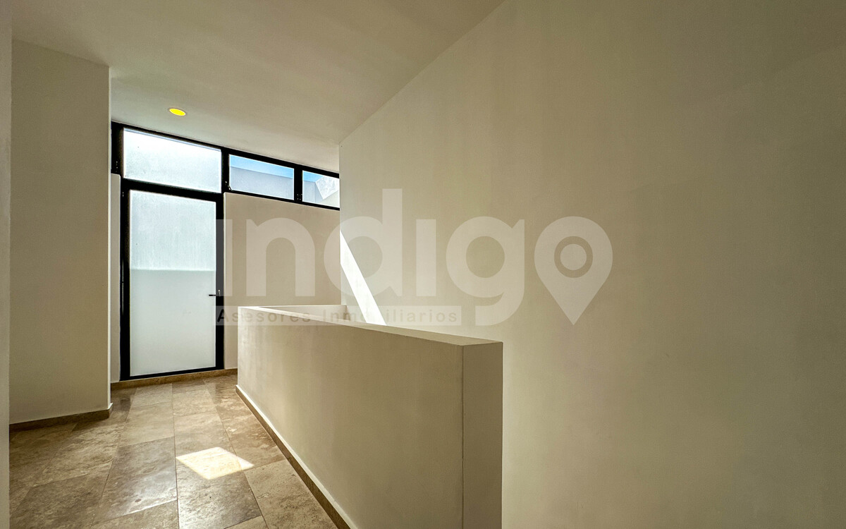 21 de 49: Vestíbulo Planta Alta