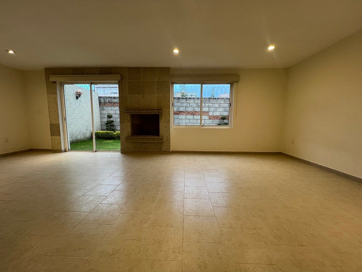 House in Gated Community in Llano Grande, Metepec, photo 4 of 15