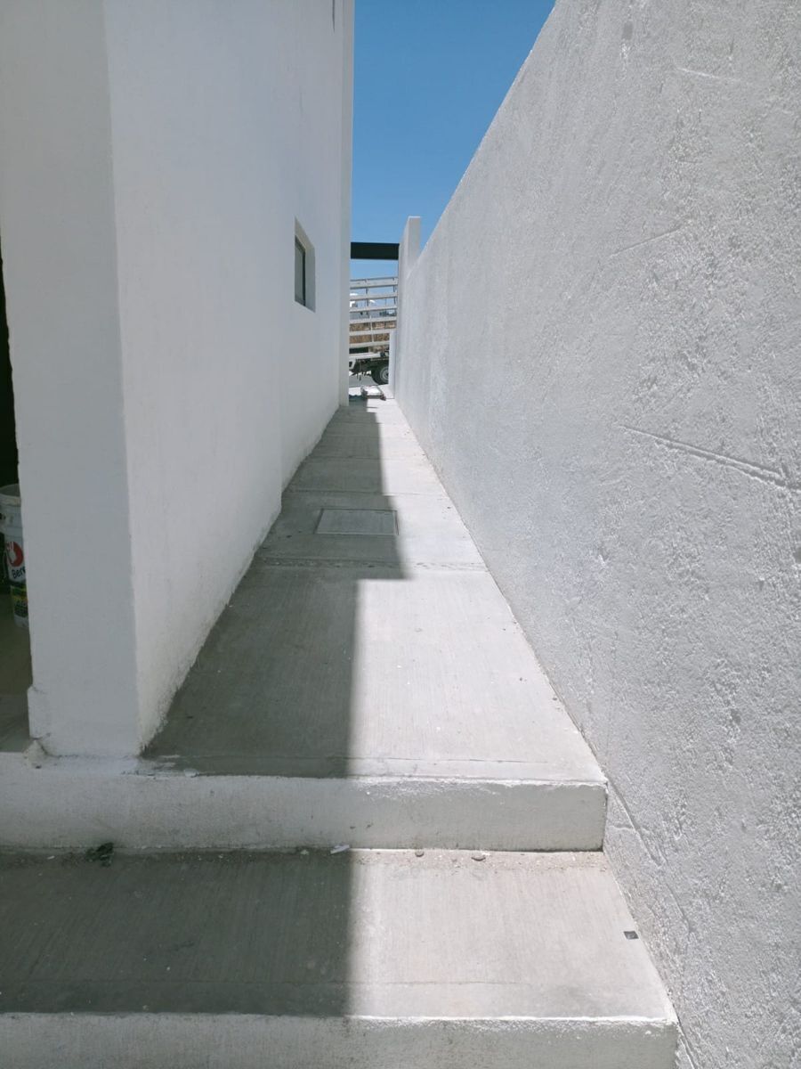 4 of 28