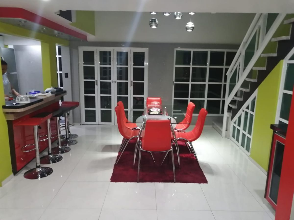 Casa en Venta con Acabados de Lujo en Valle de Aragon
