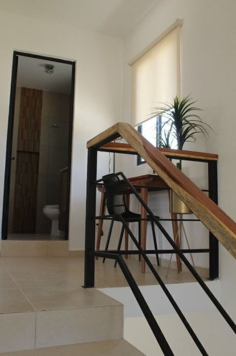 5 of 33: CASA MUESTRA
