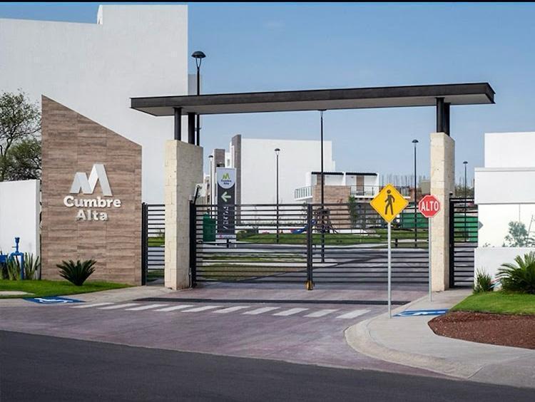 1 de 16: Condominio Cumbre Alta II