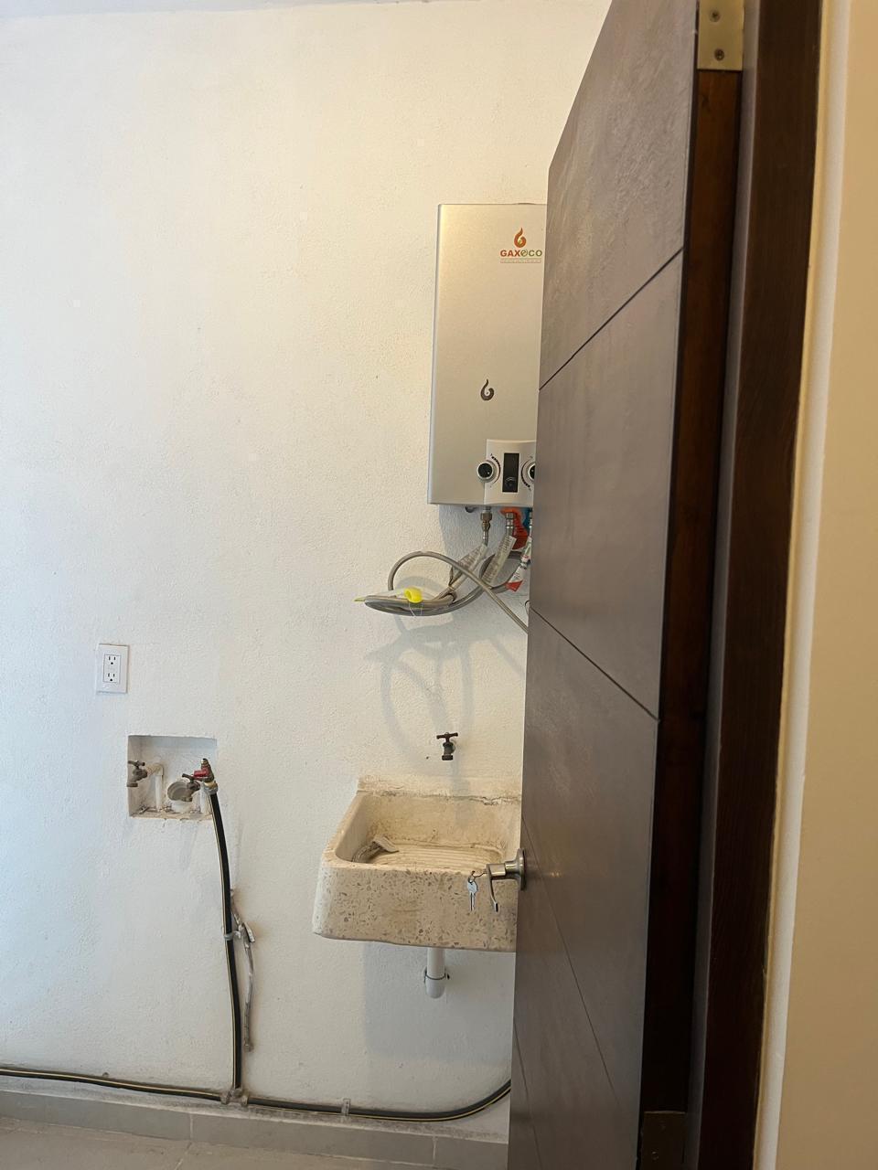 6 de 16: Cuarto de lavado