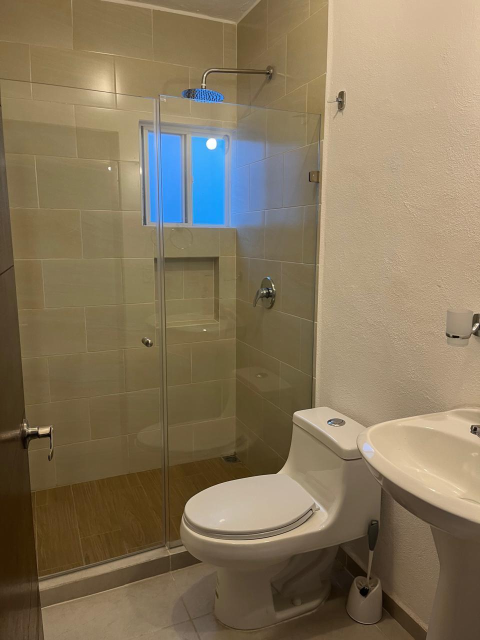 7 de 15: Baño común