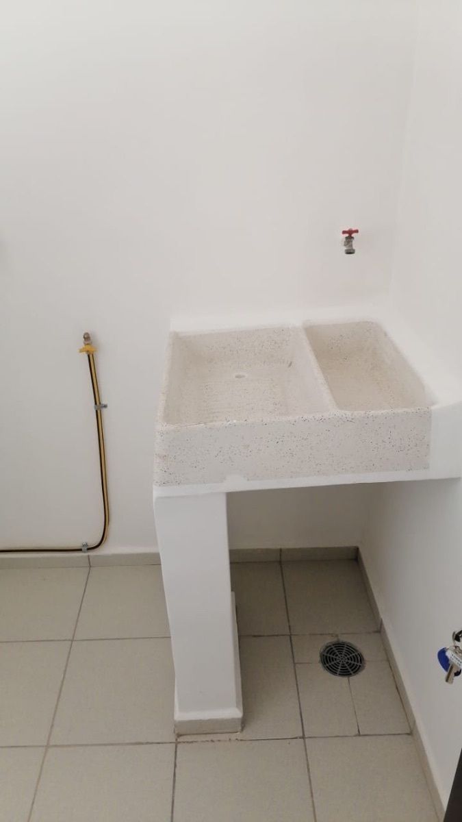 37 de 47