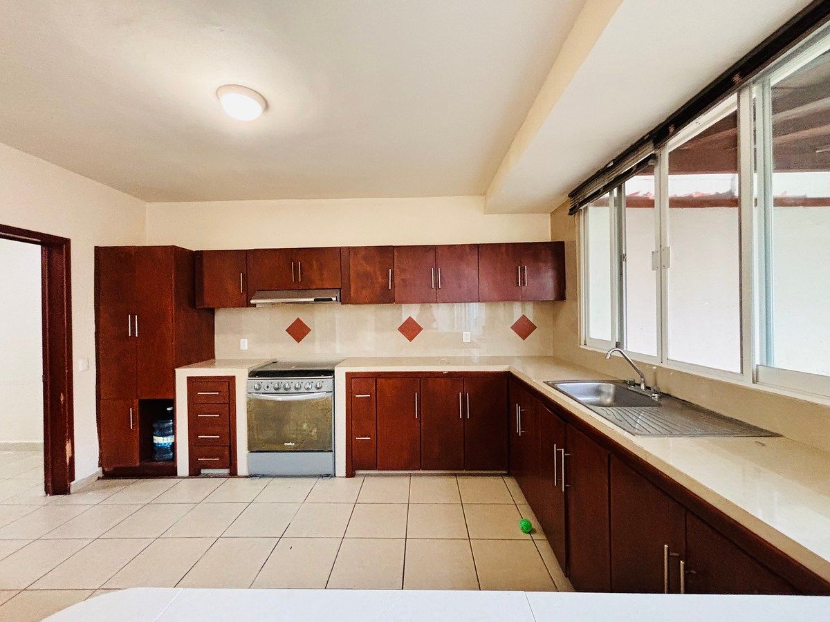 House in La Gloria, Tuxtla Gutiérrez, photo 2 of 24