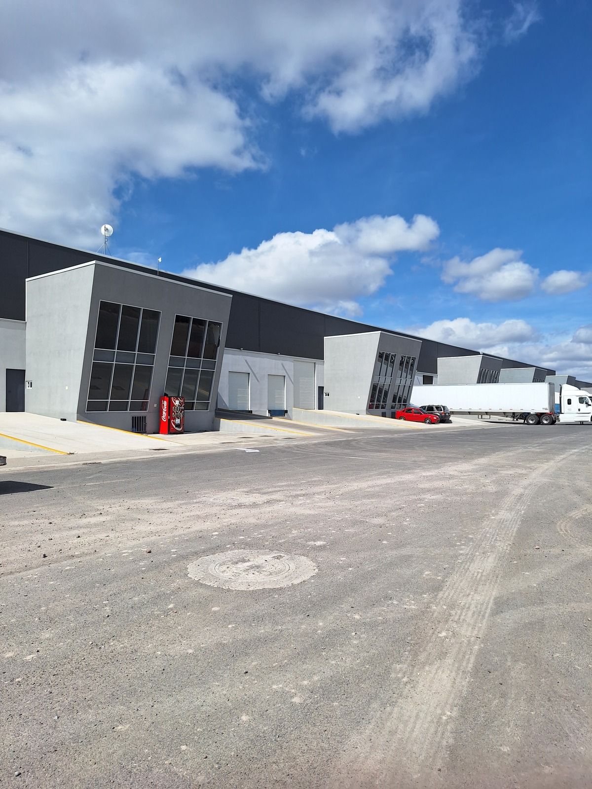 2 de 13: Renta Nave Industrial, 1182 m2, en Parque PYME, Querétaro