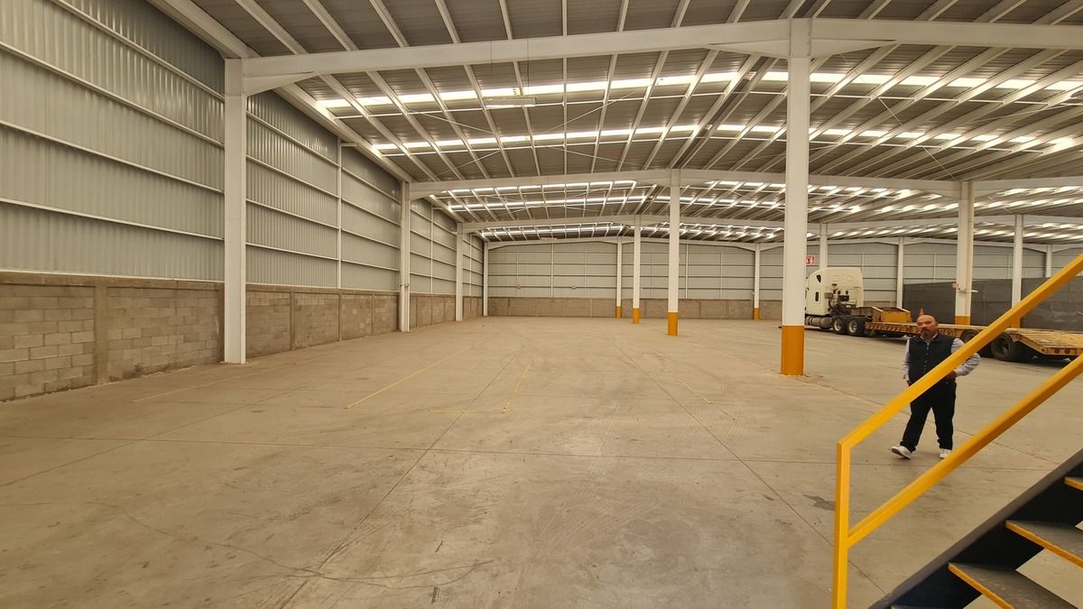 1 de 13: Renta Nave Industrial, 1180 m2, en Parque PYME, Querétaro