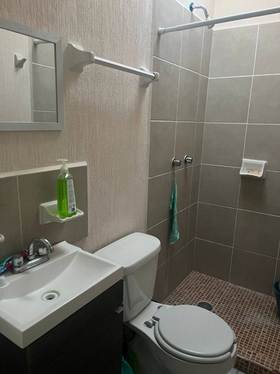 14 de 16: baño completo