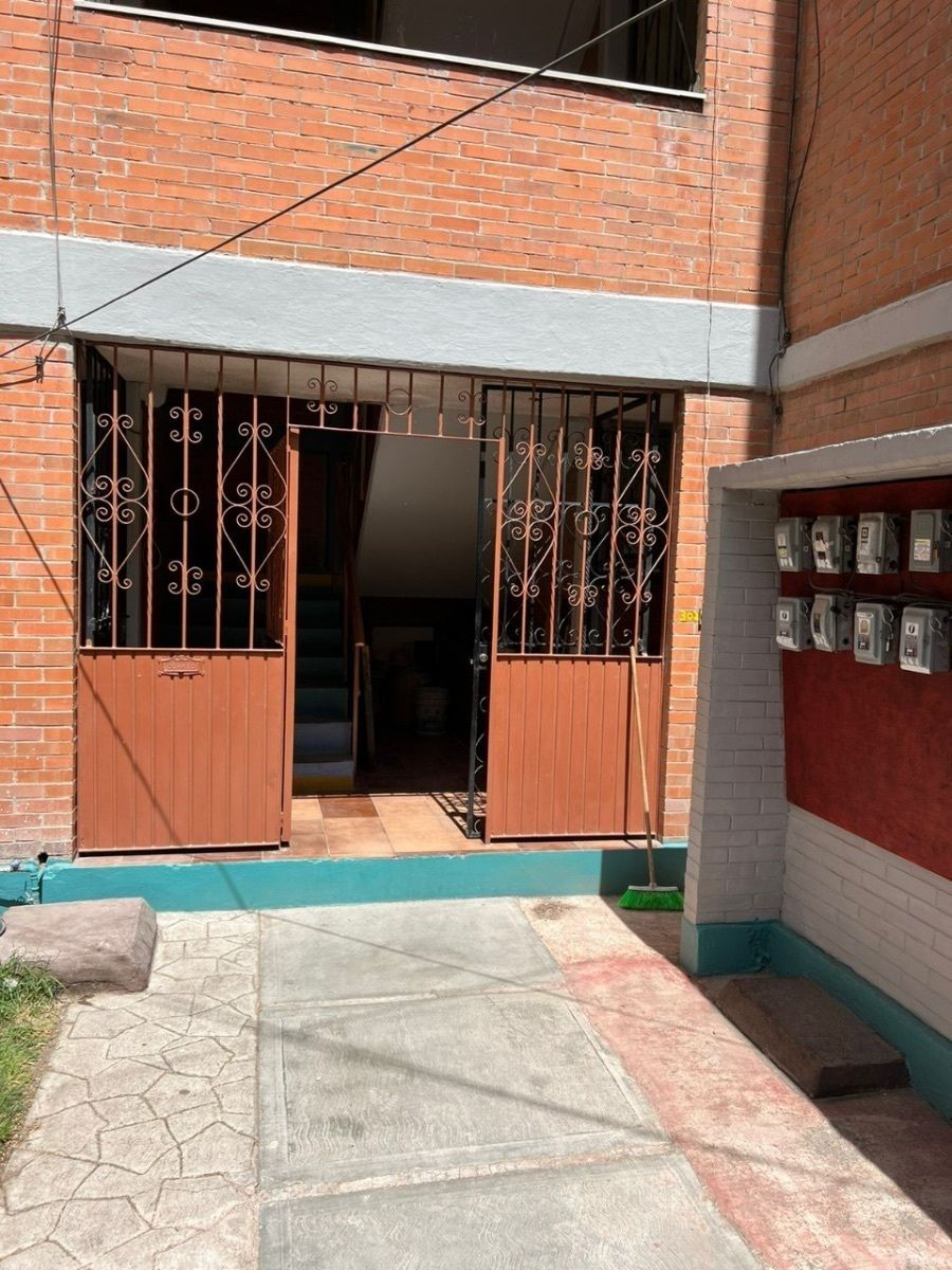 4 de 11