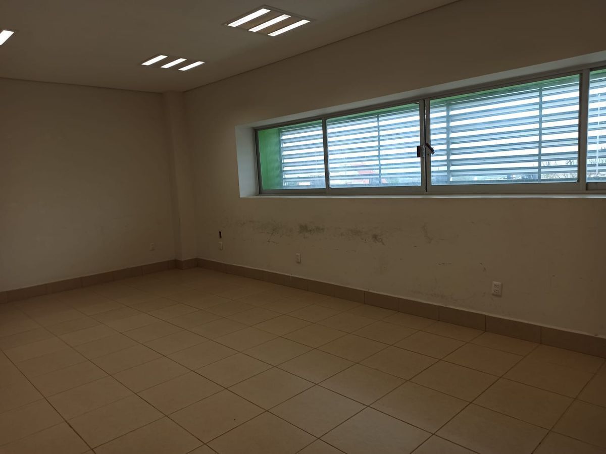 15 de 24: EDIFICIO EN VENTA SAHOP (zona norte poniente) Oficinas 