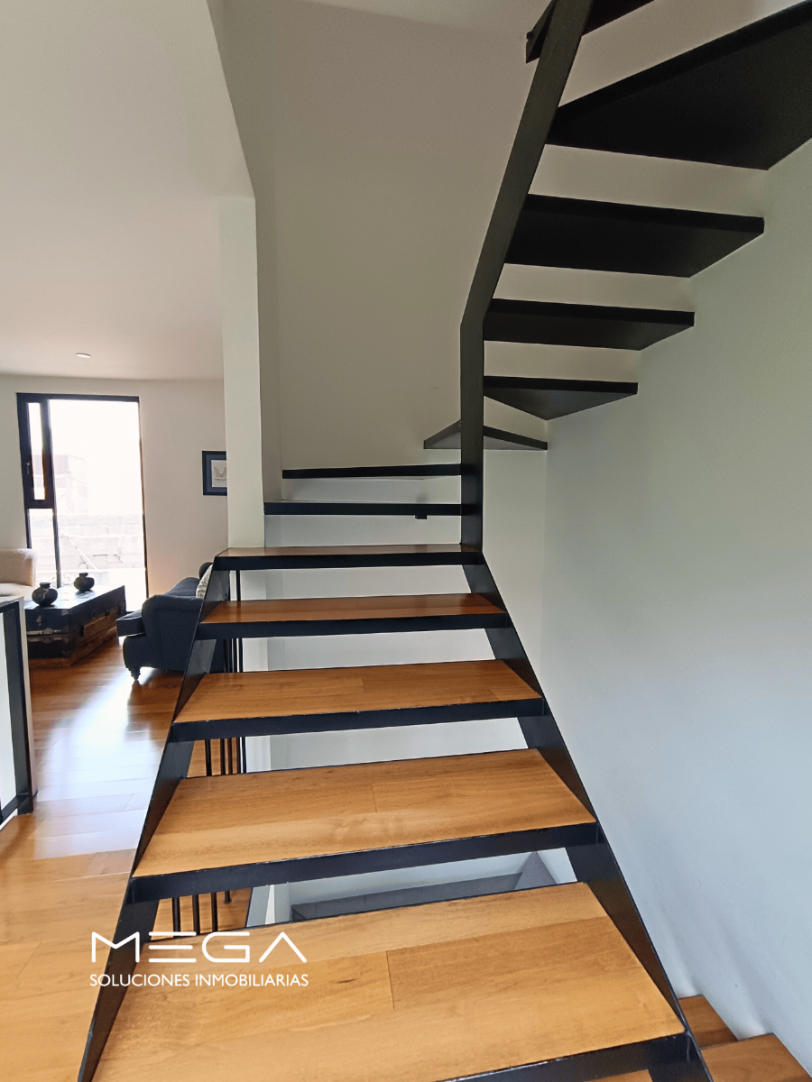 23 de 43: Escaleras
