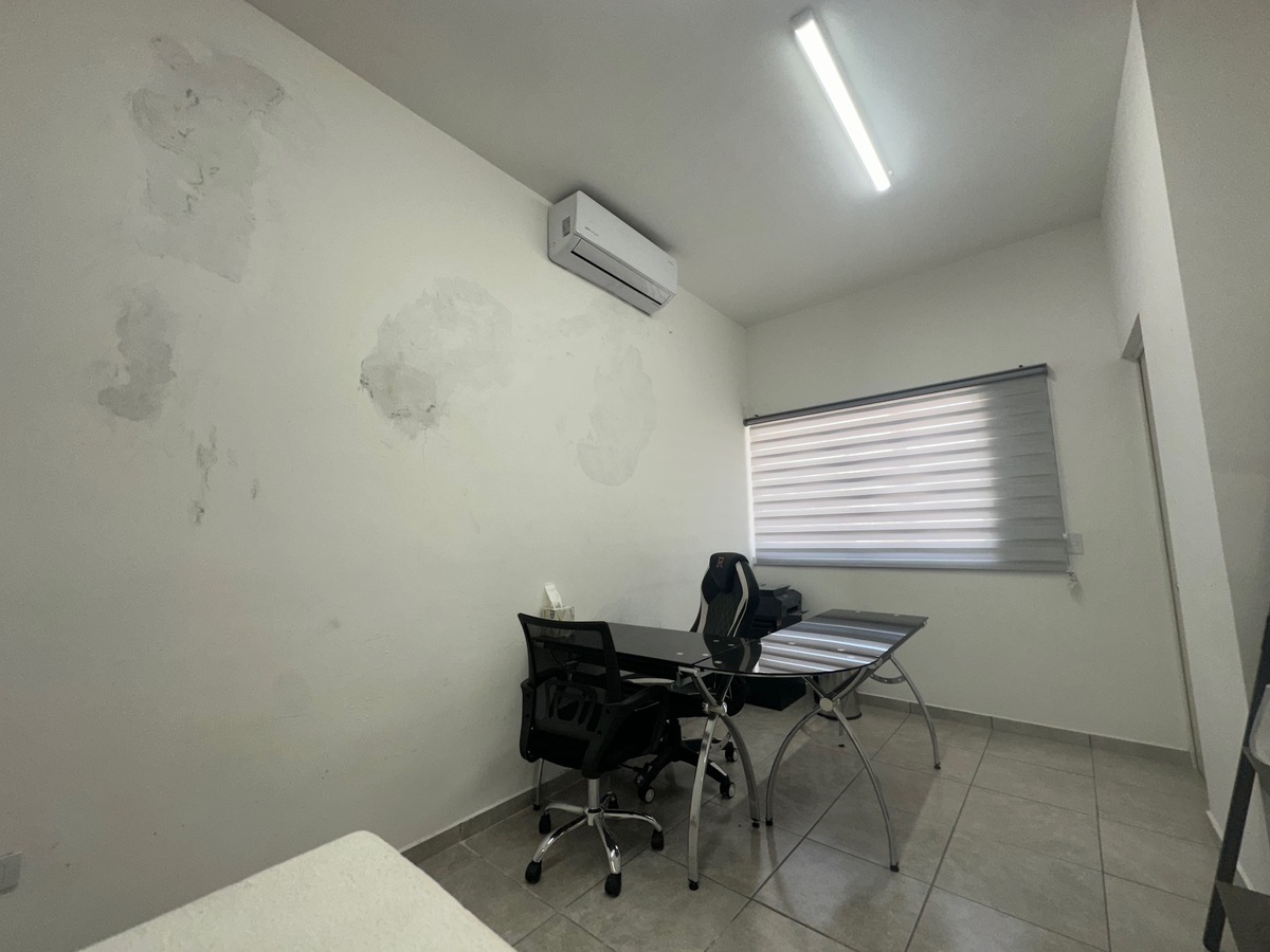 5 de 6: oficina con minisplit