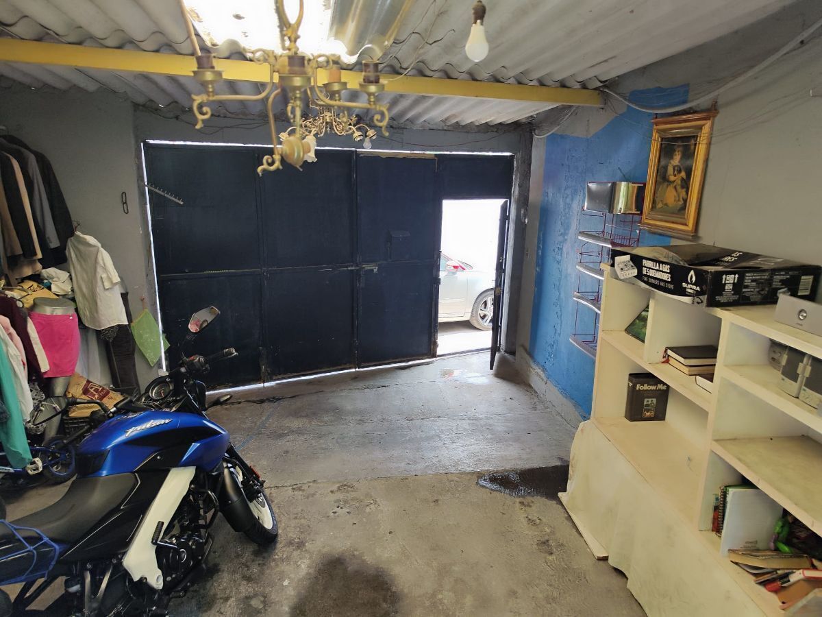CASA EN VENTA LAS PEÑITAS CIUDAD LOPEZ MATEOS - foto 2