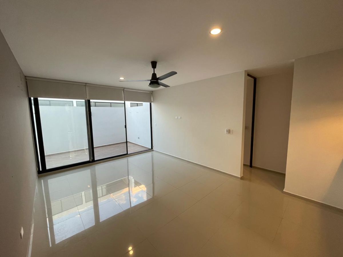3 de 16: Sala y Comedor