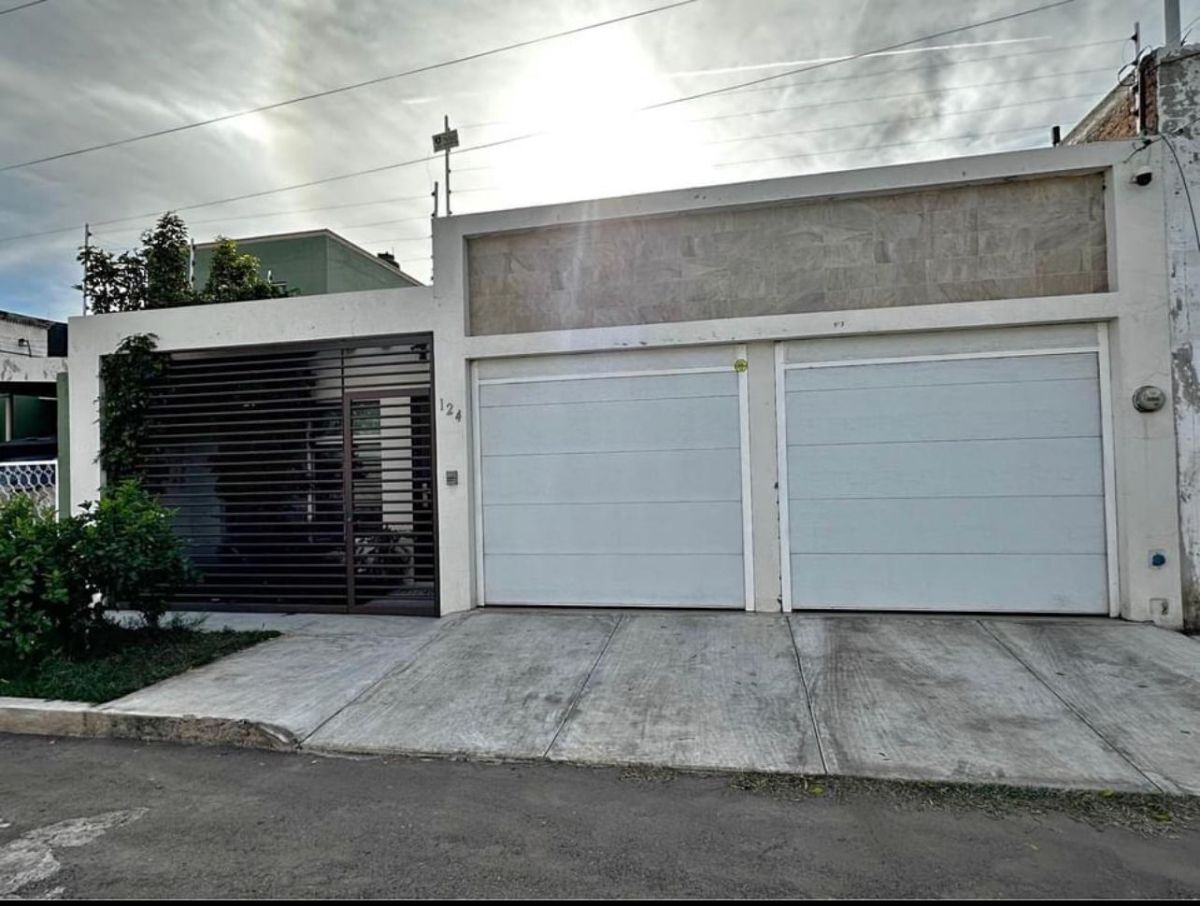 https://assets.easybroker.com/property_images/4518698/75726966/EB-QI8698.jpg?version=1717102771