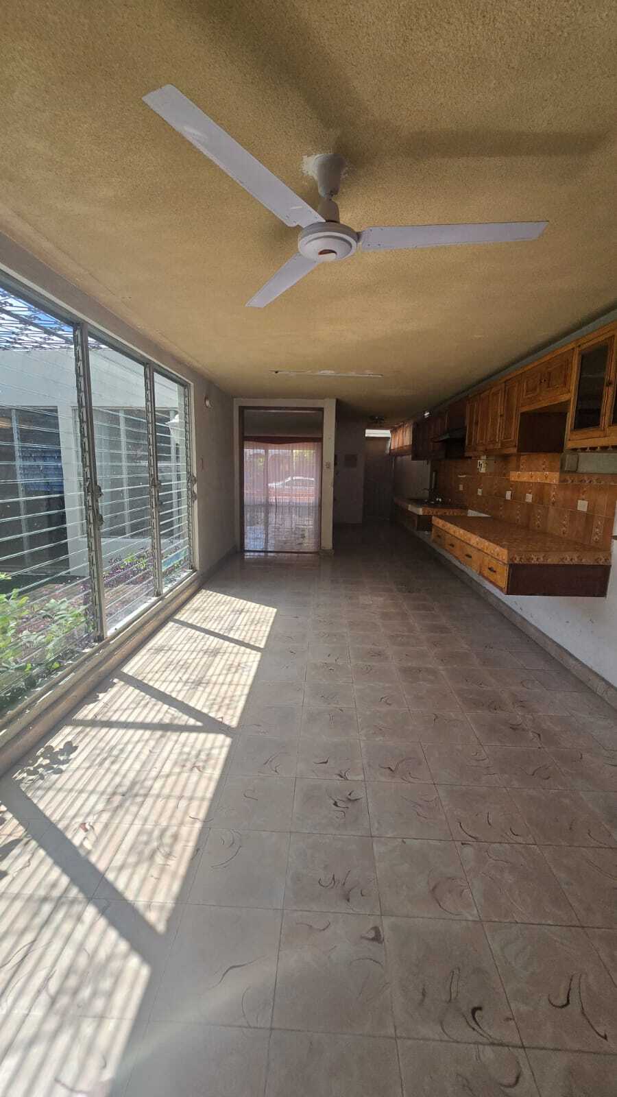 4 de 34