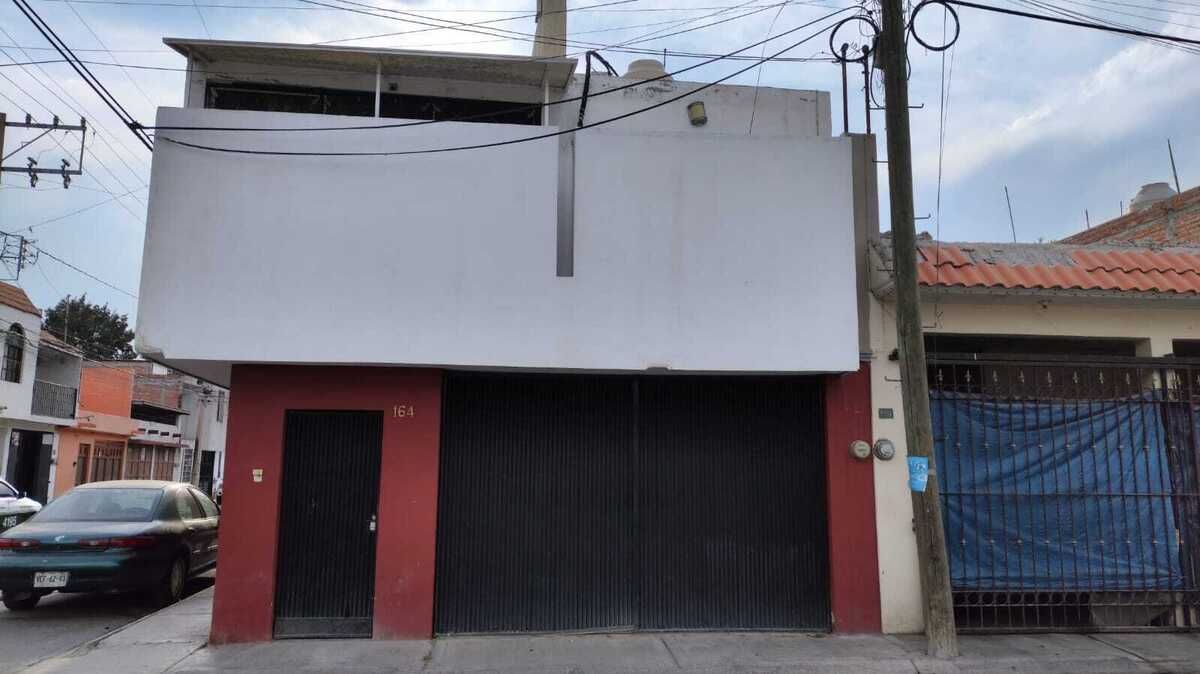 2 de 23