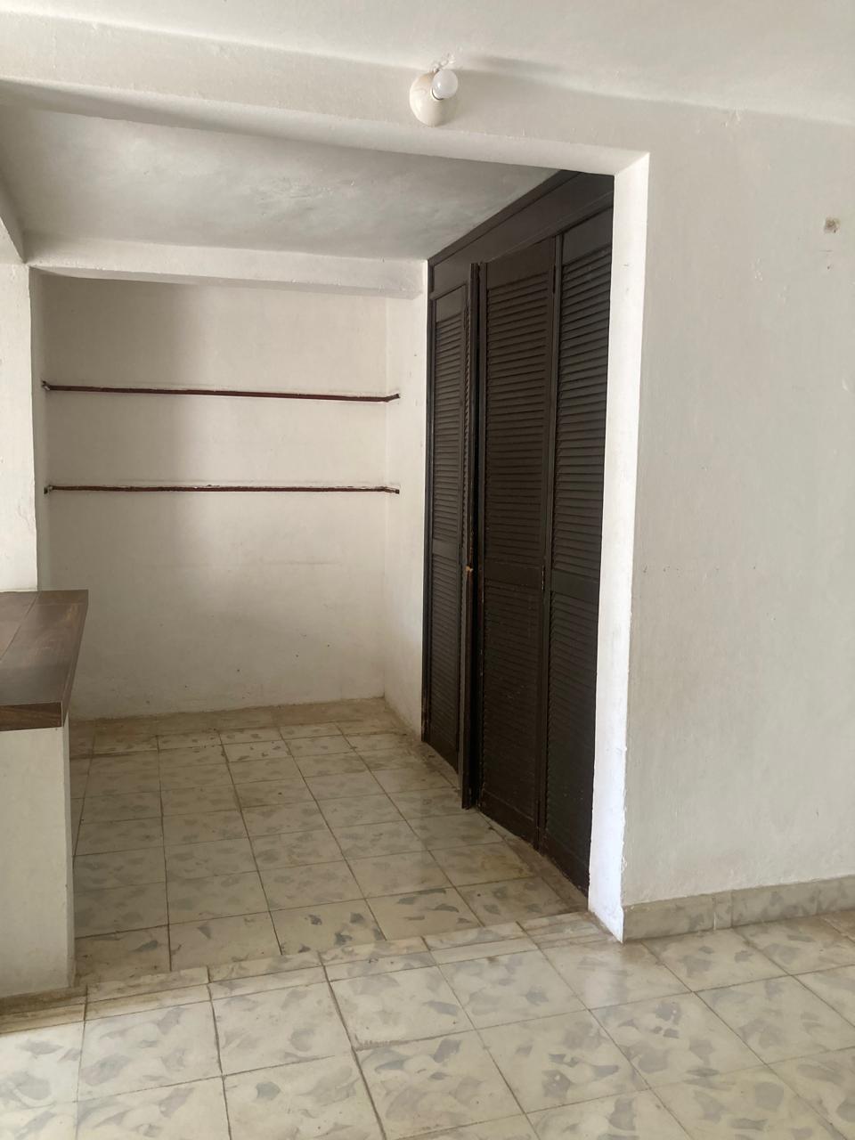 5 of 29: si es para oficina, esta es una recepción