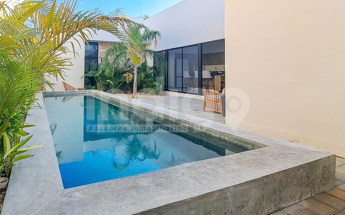 14 de 25: Piscina Tipo Canal de Nado
