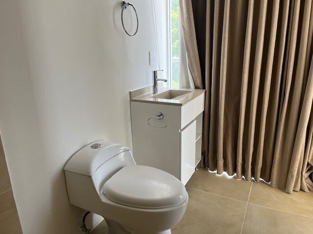 26 de 51: baño completo