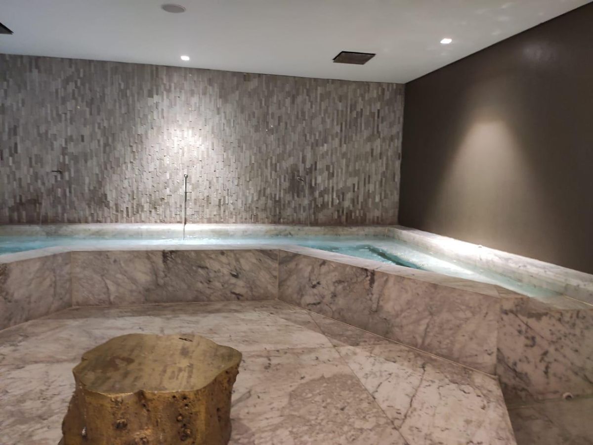 48 de 51: jacuzzi