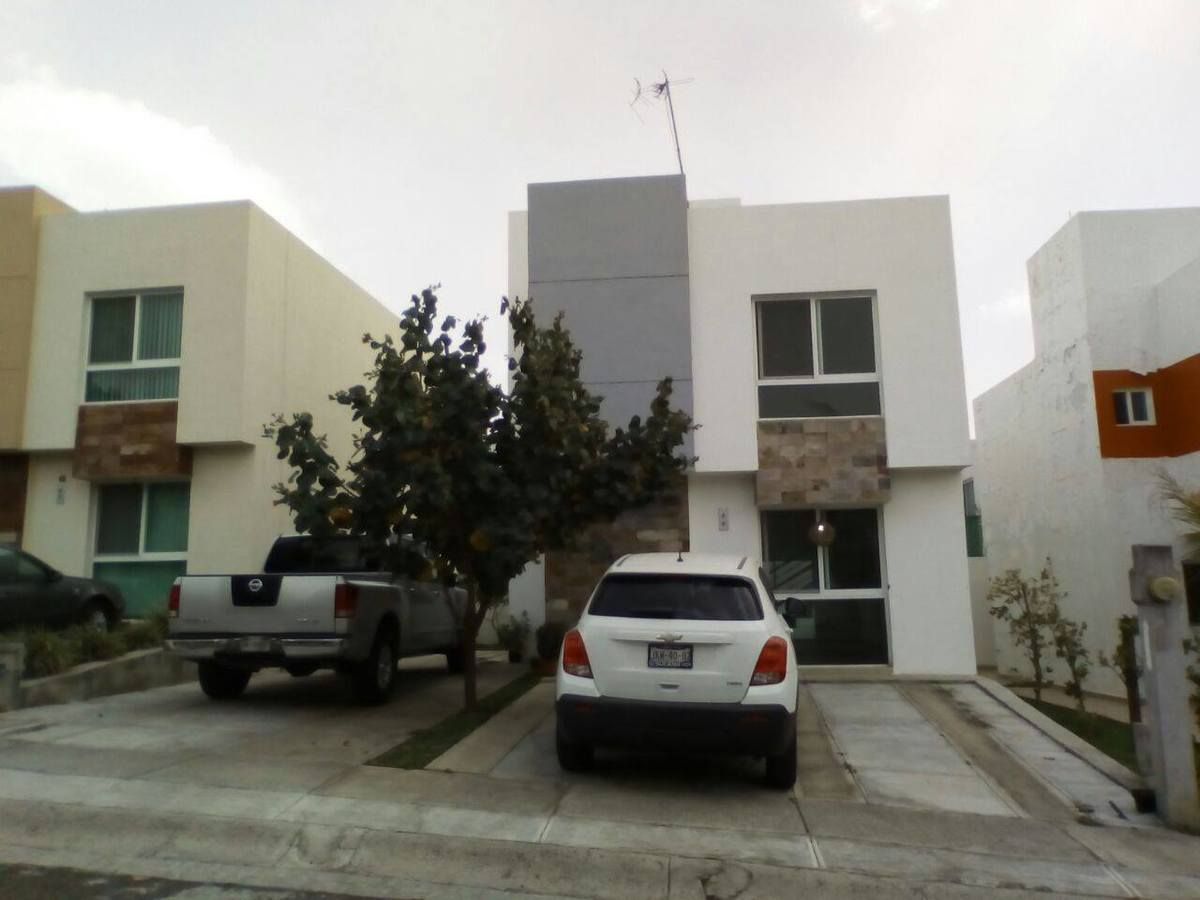 2 de 20: Cochera