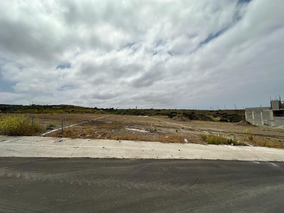 Terreno en Venta ( Real del Mar)