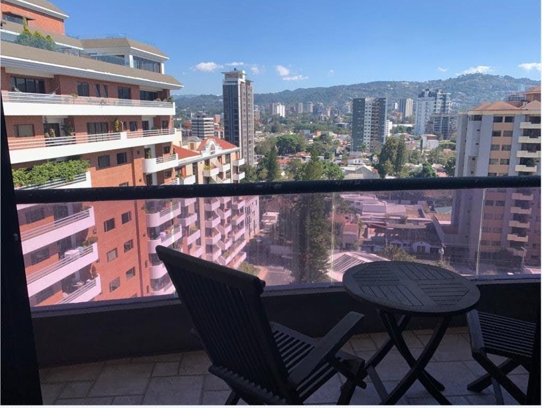 Apartamento en Zona 10, Guatemala, foto 3 de 22