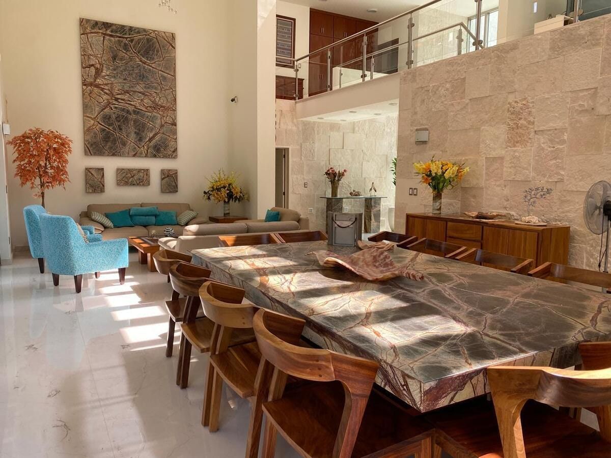 RESIDENCIA EN VENTA EN ZONA EXCLUSIVA "LOMAS DEL CAMPESTRE". - foto 5