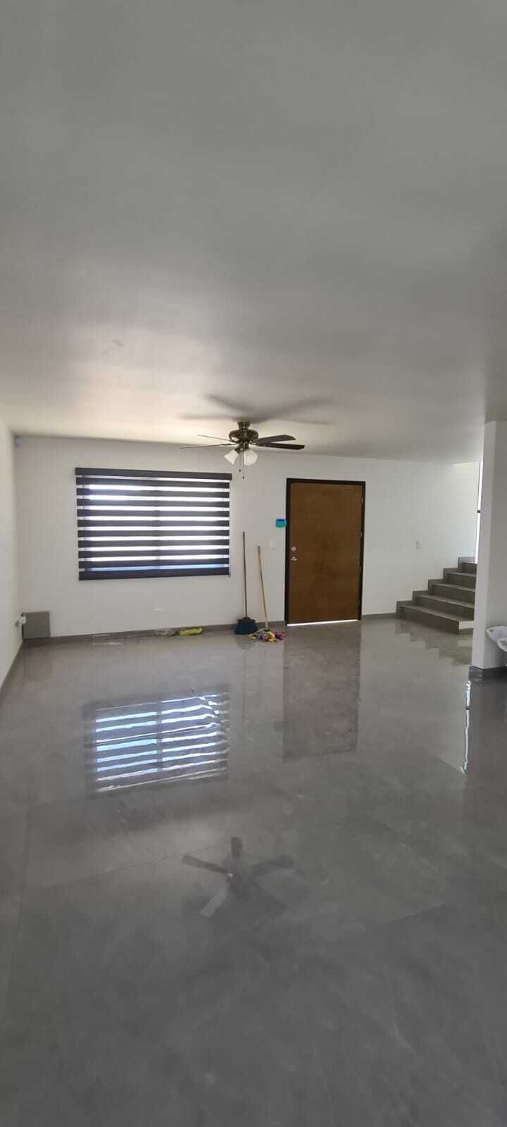 5 de 23: COMEDOR-SALA