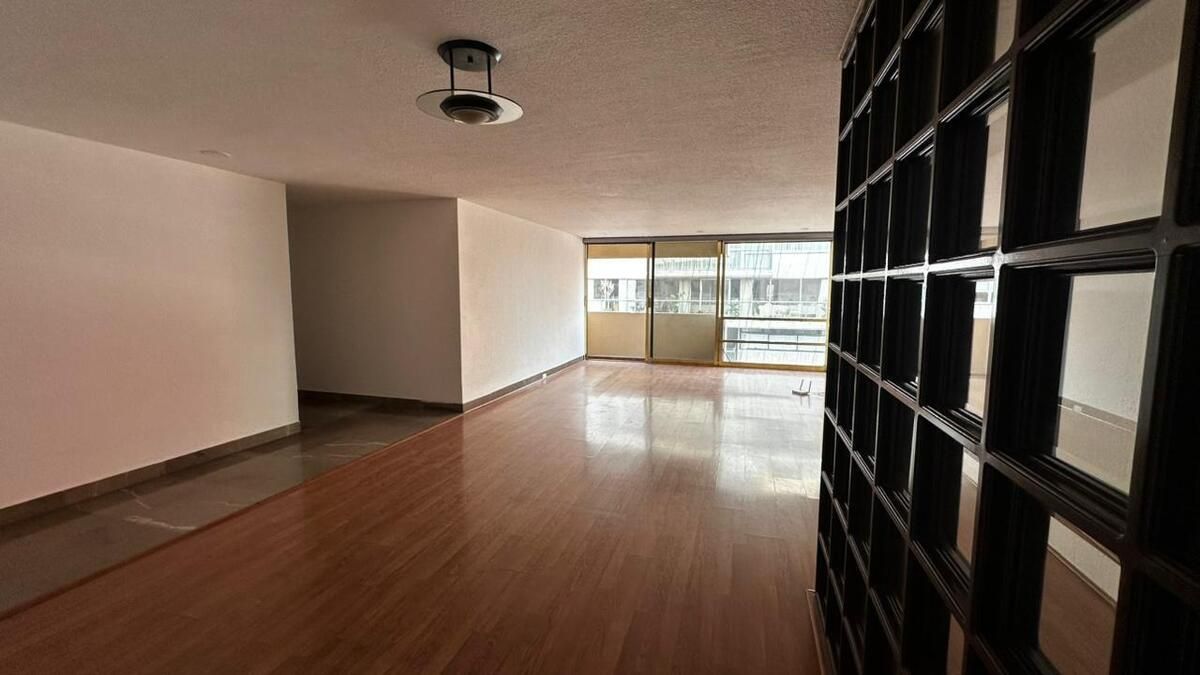 2 de 25: Sala comedor