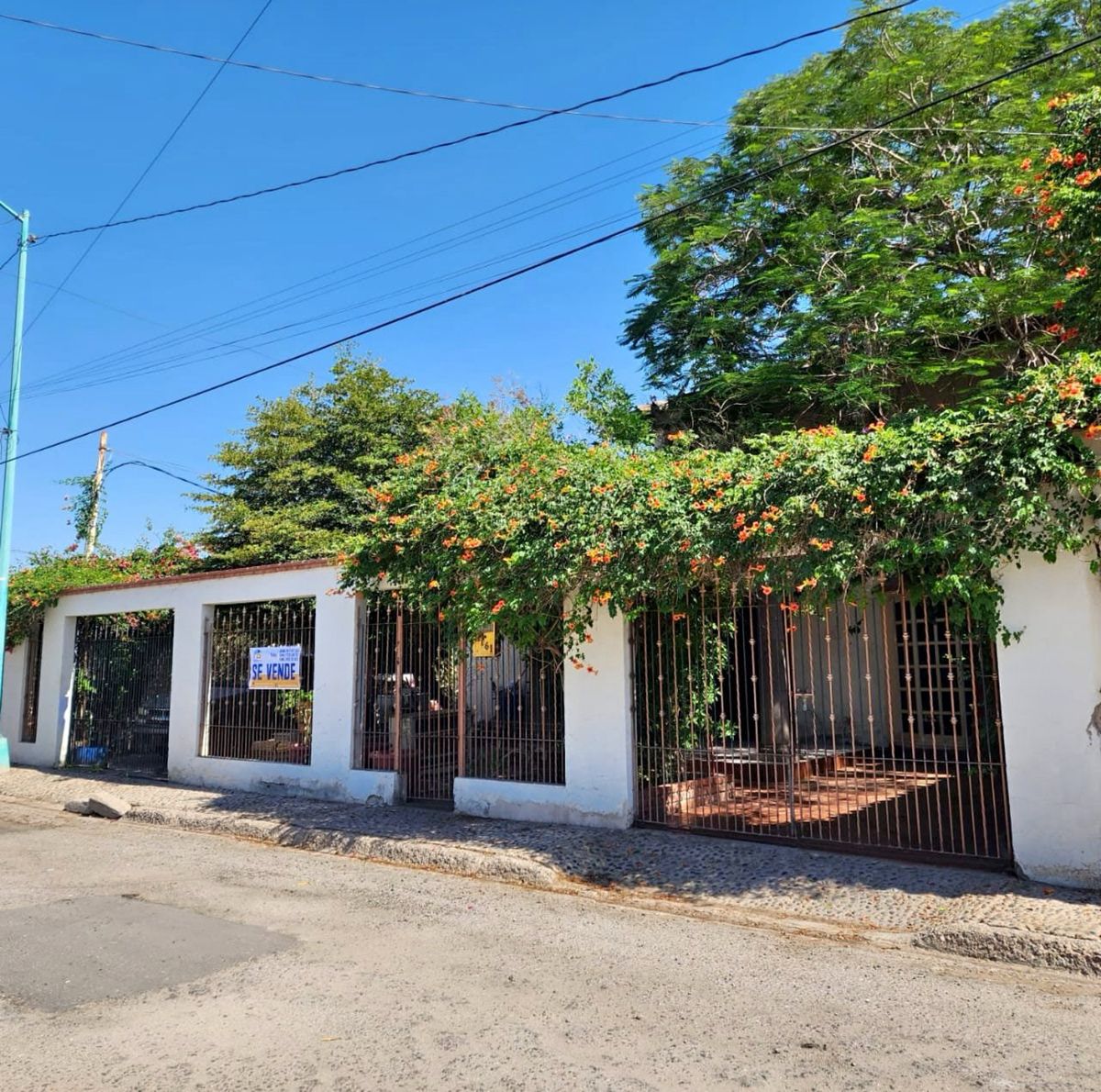 Se Vende Casa en Colonia Baja California (Precio en USD)